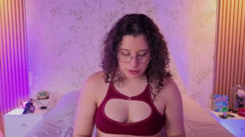 You honey online show from April 19, 6:10 pm