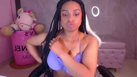 Charlote  online show from November 4, 1:01 pm