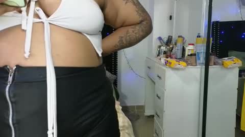 charlotte_027 online show from February 20, 6:26 am