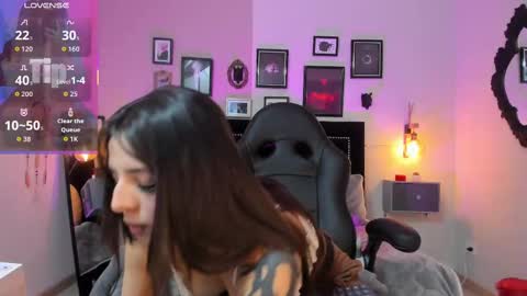 Charlotte online show from October 6, 4:52 am