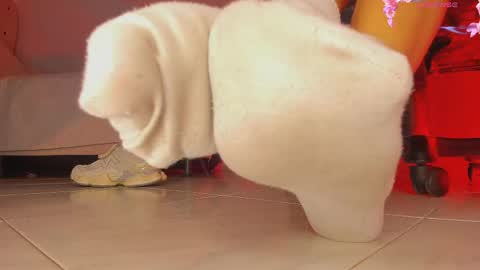 charlotte  grey online show from June 5, 8:14 pm
