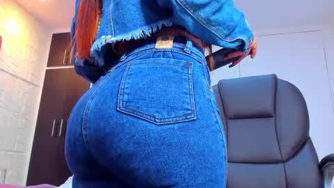 Charlotte Icee online show from November 14, 5:26 pm