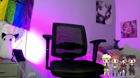 Charlie  online show from November 7, 9:56 am