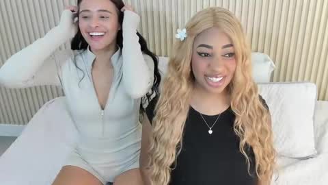 Charlotte online show from May 1, 2:33 pm