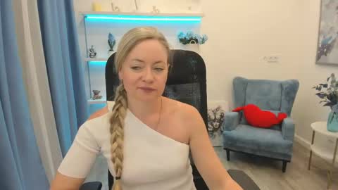 Charlotte online show from May 27, 12:02 pm