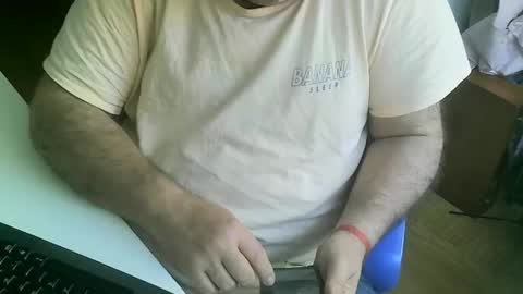 charly online show from May 20, 8:32 am
