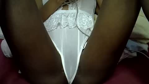 Snapshot of charmingdime chatting on October 20, 6:57 pm charmingdime online show from October 20, 6:57 pm