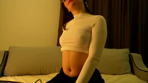 katie online show from February 1, 3:58 am