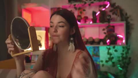 Belle and Miley online show from February 19, 5:06 pm