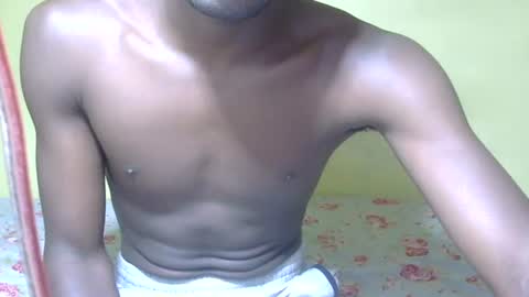 Snapshot of charmzboy chatting on October 5, 8:01 am charmzboy online show from October 5, 8:01 am