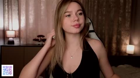 Emilia online show from May 30, 5:39 am