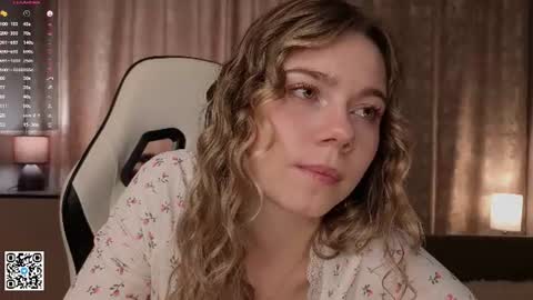 Emilia online show from July 7, 4:14 am