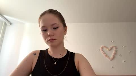 Nina online show from May 26, 5:24 am