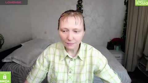 cheerful_madam1 online show from April 25, 9:00 am