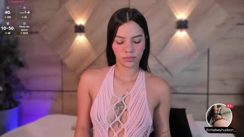 chelsey_hudson online show from March 3, 11:33 am