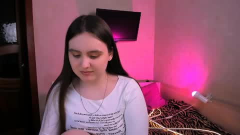 Chelsy  Luxe  online show from June 1, 12:28 pm