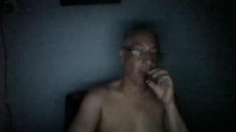 chemineaud online show from May 10, 7:48 am