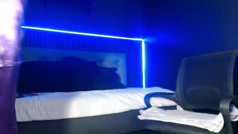 cherry_darck online show from April 23, 4:08 pm