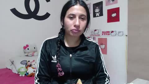 Snapshot of cherry_hc chatting on February 26, 3:57 am Nezumy Rey  online show from February 26, 3:57 am