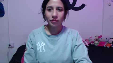 Snapshot of cherry_hc chatting on January 22, 2:15 am Nezumy Rey  online show from January 22, 2:15 am