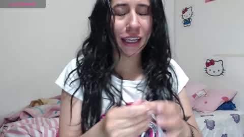 Snapshot of cherry_hc chatting on October 12, 5:15 pm Nezumy Rey  online show from October 12, 5:15 pm