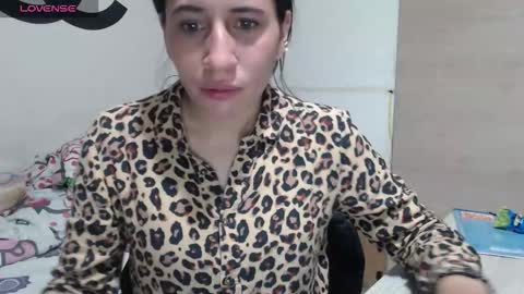 Snapshot of cherry_hc chatting on October 11, 2:38 am Nezumy Rey  online show from October 11, 2:38 am