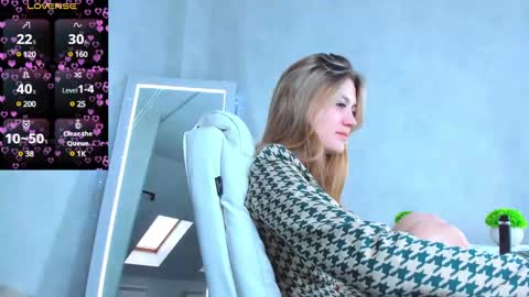 Snapshot of cherry_pr1ce chatting on March 11, 5:24 am cherry_pr1ce online show from March 11, 5:24 am
