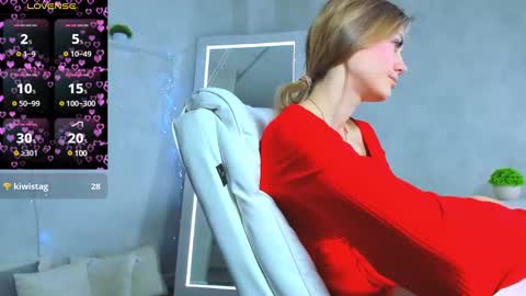 Snapshot of cherry_pr1ce chatting on March 6, 2:19 am cherry_pr1ce online show from March 6, 2:19 am