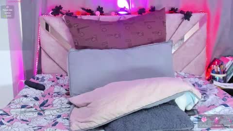 cherryblossom78 online show from March 15, 10:46 pm