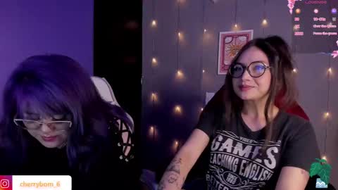  dayis independent model  online show from February 5, 5:09 am