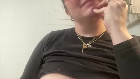 Snapshot of cherryjune chatting on February 5, 8:57 pm CherryJune online show from February 5, 8:57 pm