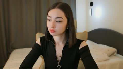 Kate3 online show from June 19, 7:09 pm