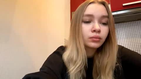 Lei online show from February 10, 7:11 am