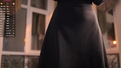 Loise online show from April 9, 5:18 pm