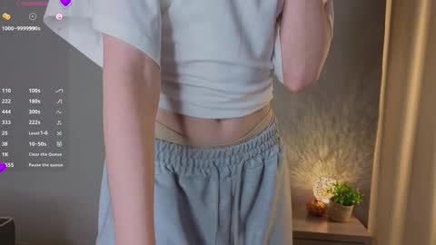 Loise online show from February 3, 5:39 pm