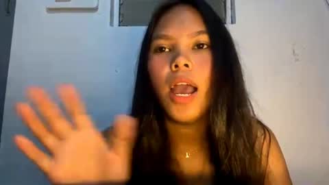 Bella online show from May 29, 2:42 am