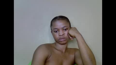 Snapshot of cherryxpussy chatting on October 1, 9:35 pm cherryxpussy online show from October 1, 9:35 pm