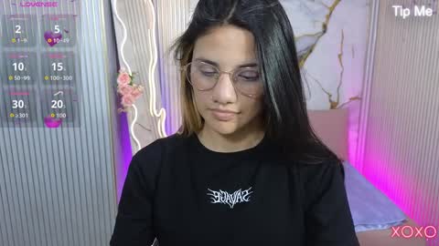 Chiara  online show from March 28, 8:10 pm