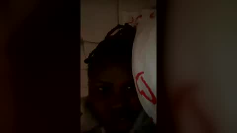 chichitheone online show from July 12, 8:17 am