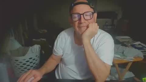 chico_amante__ online show from March 7, 9:31 am