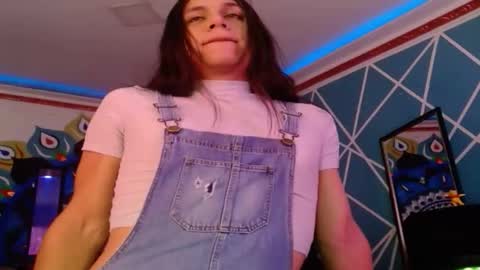 chico_explosivo online show from December 1, 1:25 am