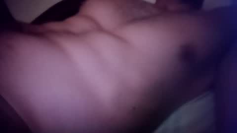 chicocolombi online show from April 29, 5:01 am