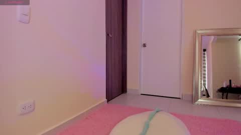 chihiro_11 online show from December 17, 12:45 pm