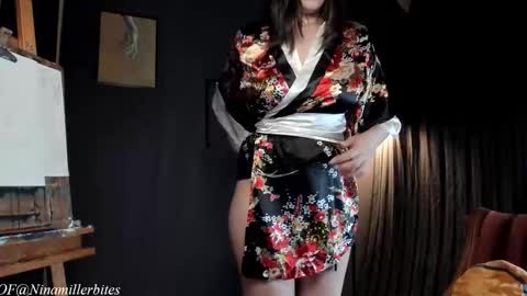 Nina   online show from February 11, 5:39 pm