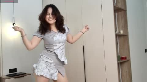 Cinnamon pookie online show from May 9, 2:01 pm