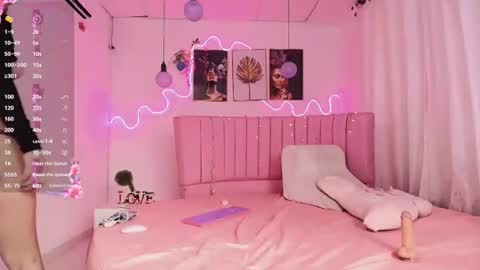 sophia online show from December 27, 8:13 am