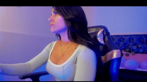 Carolina online show from December 22, 11:28 am