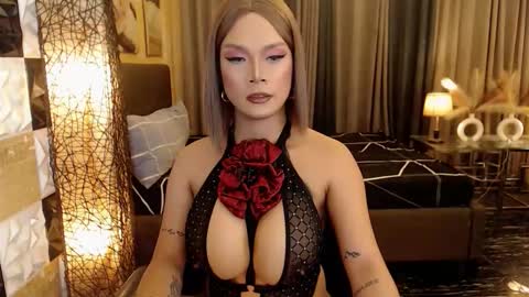 Franching Lee online show from December 18, 9:37 am