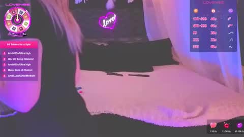 Lacey Luv  online show from December 14, 8:42 am