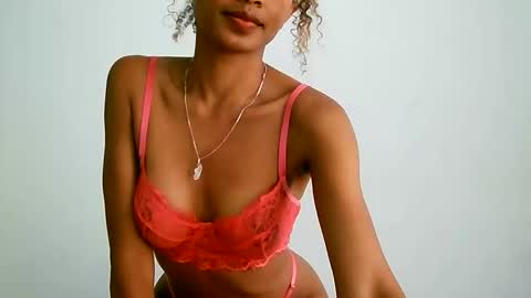 chloe9794 online show from March 27, 8:26 am